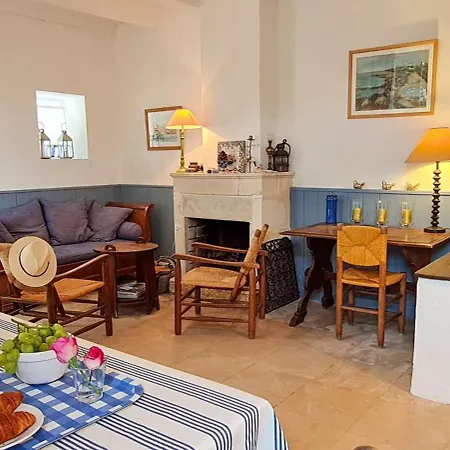 빌라 Charmante Maison De Village Avec Etage 라쿠르드쉬르메르